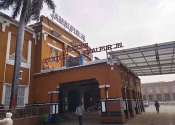 ट्रेन की जानकारी अब एक क्लिक पर, रेलवे स्टेशनों पर IPIS तकनीक से मिलेगा रियल-टाइम अपडेट