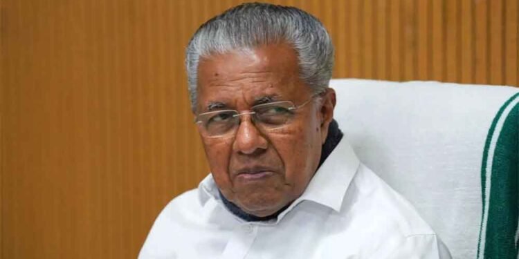 केरल में राज्यपाल ने छोड़ा अधूरा भाषण, CM ने खुद पढ़ा केंद्र आलोचना वाला हिस्सा