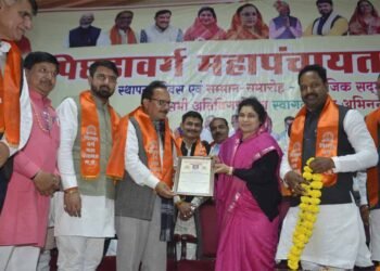 किसी भी समाज की प्रगति के लिए उसका संगठित होना अनिवार्य : राज्य मंत्री  गौर