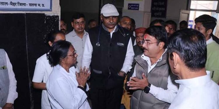 स्वास्थ्य सेवाओं का जायजा लेने सिविल अस्पताल मैहर पहुंचे राज्य मंत्री पटेल