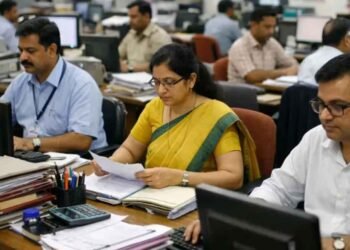 MP के सरकारी कर्मचारियों के लिए खुशखबरी, 400 करोड़ रुपये का एरियर मिलेगा