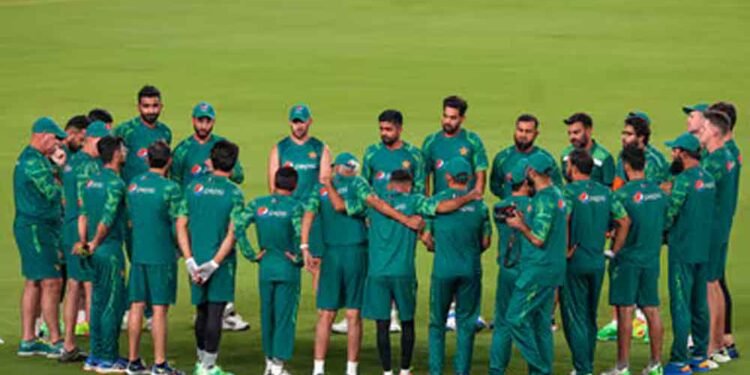 टीम ऐलान के बाद नया ड्रामा! पाकिस्तान ने T20 WC के लिए टिकट भी कराया कन्फर्म