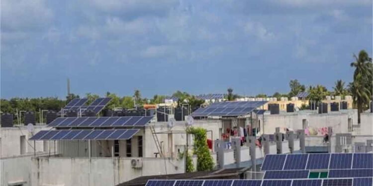 PM सूर्यघर योजना में बांसवाड़ा पिछड़ा: रूफ-टॉप सोलर में सिर्फ 11.47% प्रगति