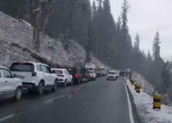 हिमाचल को सूखे से राहत की उम्मीद: आज रात से सक्रिय होगा पश्चिमी विक्षोभ, पहाड़ों पर बर्फबारी अलर्ट