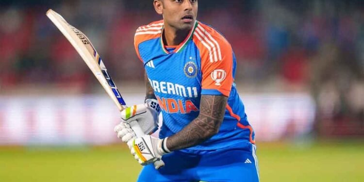 ICC रैंकिंग: सूर्यकुमार यादव लौटे टॉप-10 में, अभिषेक नंबर 1 बरकरार