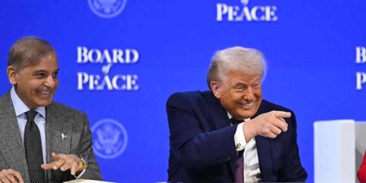 Board of Peace में शामिल होने पर पाकिस्तान में बवाल, शहबाज शरीफ को क्यों कहा जा रहा ‘गद्दार’?