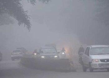 मप्र में मौसम का अलर्ट: ग्वालियर-दतिया और रीवा में घना कोहरा, विजिबिलिटी सिर्फ 50 मीटर; 8 जिलों में बारिश