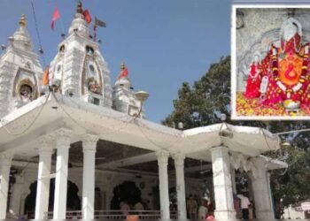 खजराना मंदिर की सुरक्षा में बड़ी चूक, गर्भगृह तक पहुंचा बदमाश, गार्ड बर्खास्त