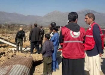 खैबर पख्तूनख्वा में आतंकी हमला: पुलिस स्टेशन और कस्टम ऑफिस निशाने पर, दो अधिकारियों की मौत