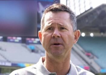 रिकी पोंटिंग का बड़ा बयान: ऑस्ट्रेलिया के टी20 विश्व कप से बाहर होने पर पहली प्रतिक्रिया