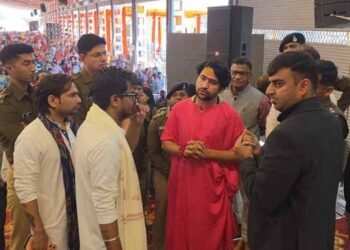 महाशिवरात्रि पर बागेश्वरधाम में भव्य शादी महोत्सव: 301 जोड़े, 12 लाख श्रद्धालु और 5 किमी तिरंगा लाइटिंग