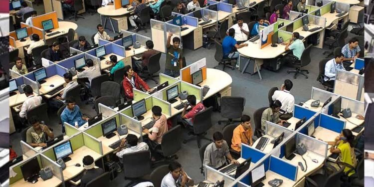 आउटसोर्स कर्मचारियों के लिए राहत: समान वेतन, EPF और ESI जल्द लागू, जानें तारीख