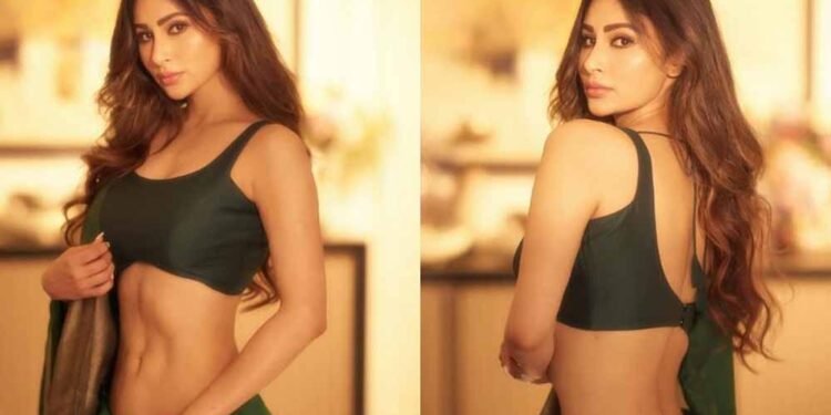 मौनी रॉय बनीं ‘महक’, मधुर भंडारकर की फिल्म ‘द वाइव्स’ की शूटिंग पूरी