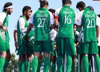 बर्तन मांजकर खेलने उतरे पाकिस्तानी खिलाड़ी, वतन वापसी पर कप्तान का गुस्सा फूटा