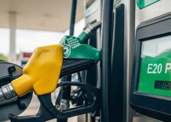 सरकार का बड़ा ऐलान: 1 अप्रैल से पूरे देश में E20 एथेनॉल ब्लेंड पेट्रोल की बिक्री