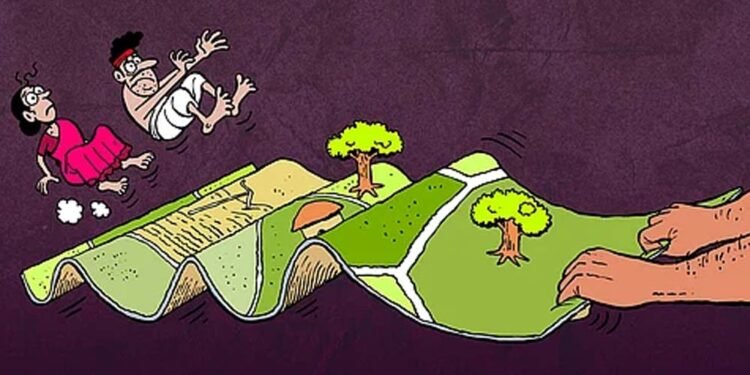 9 IAS अधिकारियों ने दी 1,500 एकड़ आदिवासी जमीन बेचने की मंजूरी