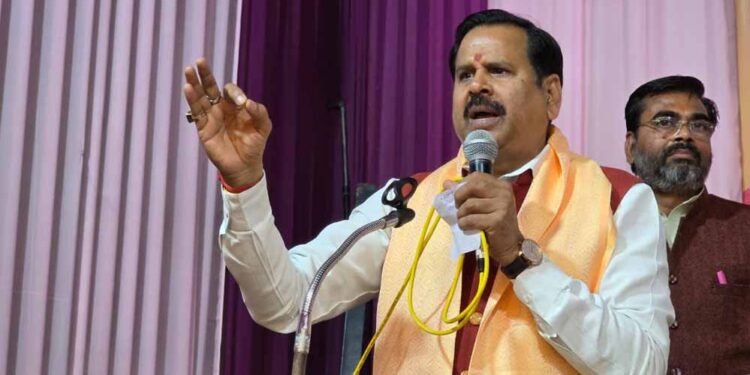 प्रधानमंत्री जी के नेतृत्व में समग्र भारत के चतुर्दिक विकास का बजट प्रस्तुत किया गया- डॉ. महेन्द्र सिंह