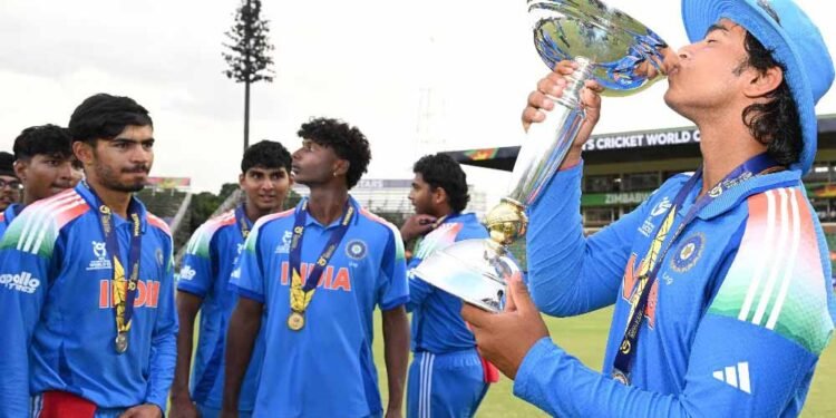 चैम्पियन टीम इंडिया को 7.5 करोड़ का इनाम, BCCI ने इंग्लैंड को हराकर अंडर-19 वर्ल्ड कप जीतने पर दिया तोहफा