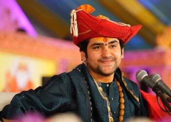 ‘संतों की लड़ाई धर्म को कमजोर कर रही है’: धीरेंद्र शास्त्री ने सनातन धर्म पर दिया बयान