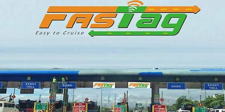 टोल टैक्स चुकाने का तरीका बदला, अब बिना टोल प्लाजा के कटेगा शुल्क