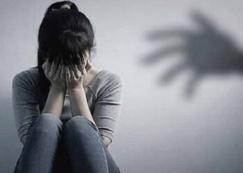 इंदौर मामला: कोचिंग सेंटर में छात्रा से छेड़छाड़ का आरोप, गुस्साए परिजनों ने मैनेजर को पीटा