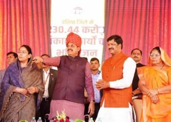 विकास, नवाचार और किसान समृद्धि का रोल मॉडल बन रहा दतिया : मुख्यमंत्री डॉ. यादव