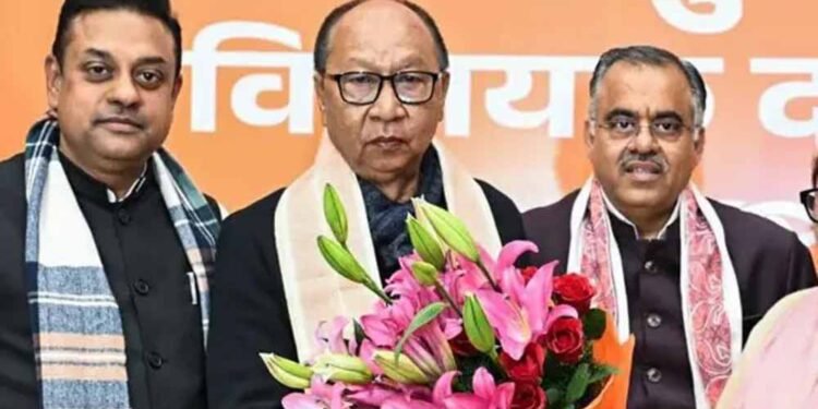 युमनाम खेमचंद सिंह ने मुख्यमंत्री पद की शपथ ली, दो डिप्टी सीएम और दो मंत्री भी शपथबद्ध