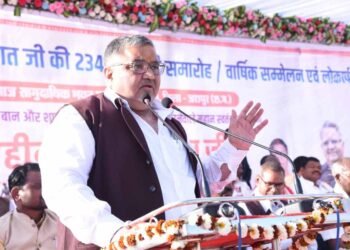 पर्यटन मंत्री  राजेश अग्रवाल कोल विद्रोह के महानायक वीर बुधु भगत की 234 वीं जयंती पर आयोजित समारोह में हुए शामिल