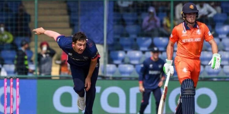 शुरुआत में ही नीदरलैंड बैकफुट पर, लेविट सस्ते में पवेलियन लौटे