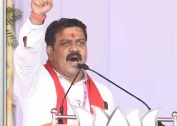 CG Budget: गजेंद्र यादव और विजय शर्मा के विभागों को मिले सबसे ज्यादा रुपये, शिक्षा और ग्रामीण विकास पर दिया गया जोर