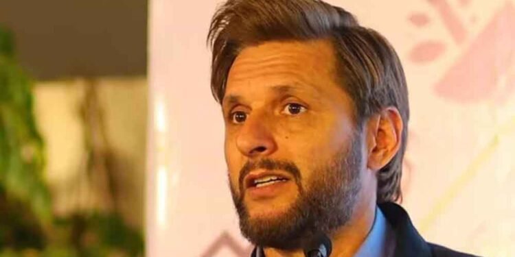 परफॉर्म करो बेटा, फिर कोई सवाल नहीं उठेगा— शाहिद अफरीदी ने शादाब खान को दी दो टूक सलाह