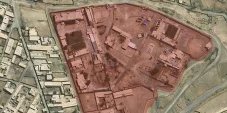 बलूचों के डर से ISI का बड़ा कदम: मुख्यालय के पास घर ढहाए, रात में कर्फ्यू लागू