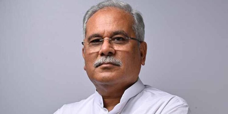 आदिवासी किसान की मौत पर भूपेश बघेल का तीखा हमला, बोले– अफसरशाही हुई बेलगाम