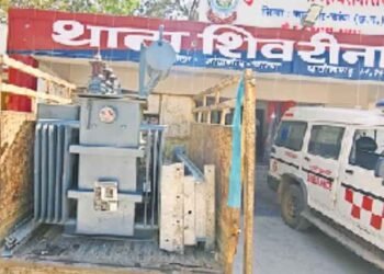 एंबुलेंस की आड़ में चोरी! कॉपर-एल्युमिनियम चोर गिरोह गिरफ्तार, बोलेरो से देते थे वारदात को अंजाम