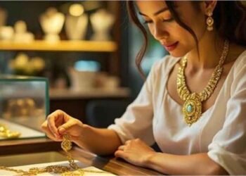 Valentine’s Day पर बड़ा झटका या मौका? चांदी ₹20,000 सस्ती, सोना भी गिरा—जानें 22-24 कैरेट का ताजा भाव