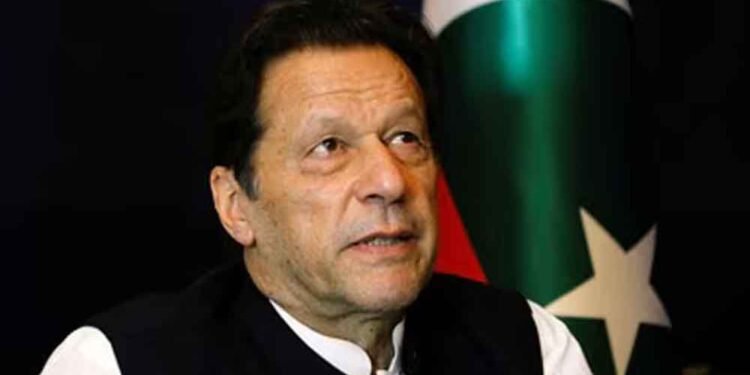 इमरान खान की 85% आंखों की रोशनी गई! हेल्थ अपडेट से पाकिस्तान में मचा बवाल, CJP ने लिया संज्ञान