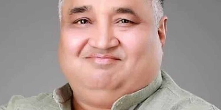 यात्रियों की सुविधा में नया आयाम : पर्यटन मंत्री  राजेश अग्रवाल के प्रयास से अंबिकापुर-दुर्ग एक्सप्रेस अब रायपुर स्टेशन के प्लेटफॉर्म-1 से चलेगी