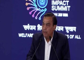 AI सेक्टर में धमाका: रिलायंस का 10 लाख करोड़ निवेश, लाखों हाई-स्किल जॉब्स का रास्ता साफ – मुकेश अंबानी