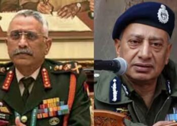 वर्दी में भी राज छुपते हैं: जम्मू-कश्मीर के पूर्व DGP ने जनरल नरवणे को दी नसीहत