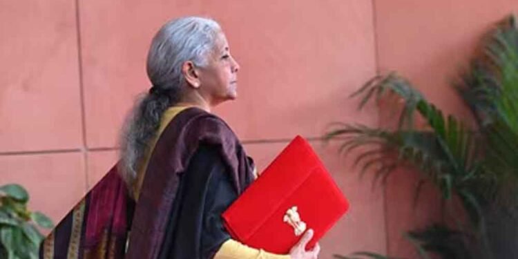 9 महीने में आधा बजट भी खर्च नहीं, बड़ी योजनाओं की रफ्तार पर सवाल