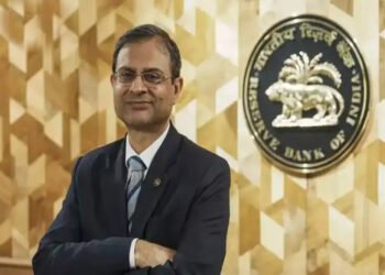 RBI MPC के बड़े फैसले: रेपो रेट में कोई बदलाव नहीं, GDP ग्रोथ अनुमान बढ़ाया