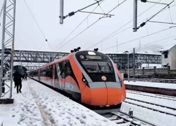 बजट में रफ्तार का बूस्टर: 7 हाई स्पीड रेल कॉरिडोर को मंजूरी, दिल्ली–वाराणसी रूट भी शामिल