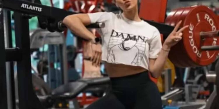 Industry को बड़ा झटका! नहीं रही Fitness Icon… Shock में फैंस और परिवार