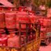 हर घर में दो सिलेंडर! डेढ़ करोड़ घरों में PNG कनेक्शन, जानें देश में कुल LPG सिलेंडर की संख्या