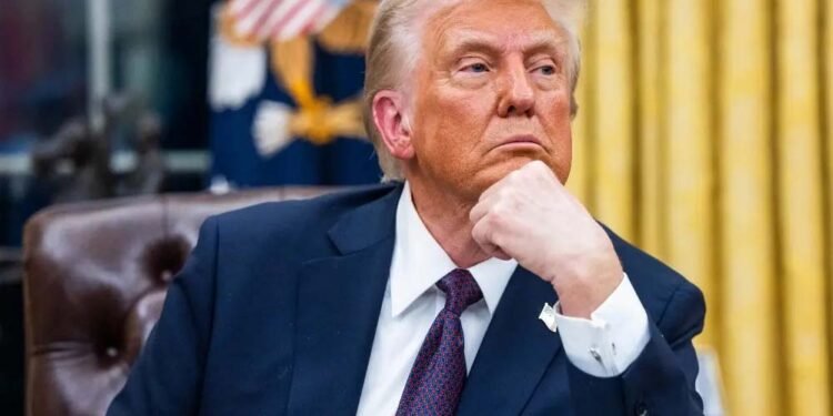 चार दोस्तों ने ट्रंप को दिया गच्चा, होर्मुज पर पड़े अकेले! तेल संकट पर डोनाल्ड ट्रंप हुए नाकाम