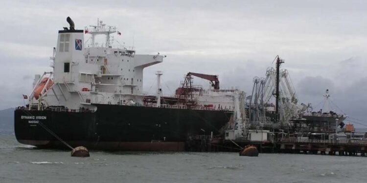 होर्मुज से नंदा देवी जहाज भारत लौटा, 47 हजार मीट्रिक टन LPG लेकर आया