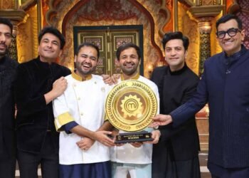 मास्टरशेफ इंडिया सीजन 9 के विजेता बने नागपुर के ‘गांधे ब्रदर्स’, अजिंक्य-विक्रम ने जीती ट्रॉफी और ₹25 लाख