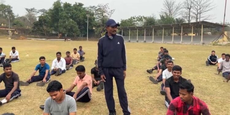 हिंसा की राह छोड़, उम्मीदों की दौड़, बस्तर नई पहचान की ओर