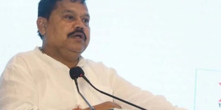 प्रदेश सरकार किसानों के हित में निरंतर कर रही कार्य : ऊर्जा मंत्री तोमर