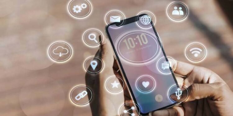 मेमोरी सप्लाई में कमी के कारण 2026 में घट सकता है वैश्विक स्मार्टफोन शिपमेंट: रिपोर्ट